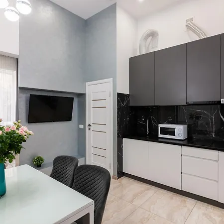 Royal On Franka 28 *