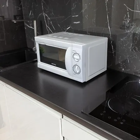 Royal On Franka 28 * Lwów