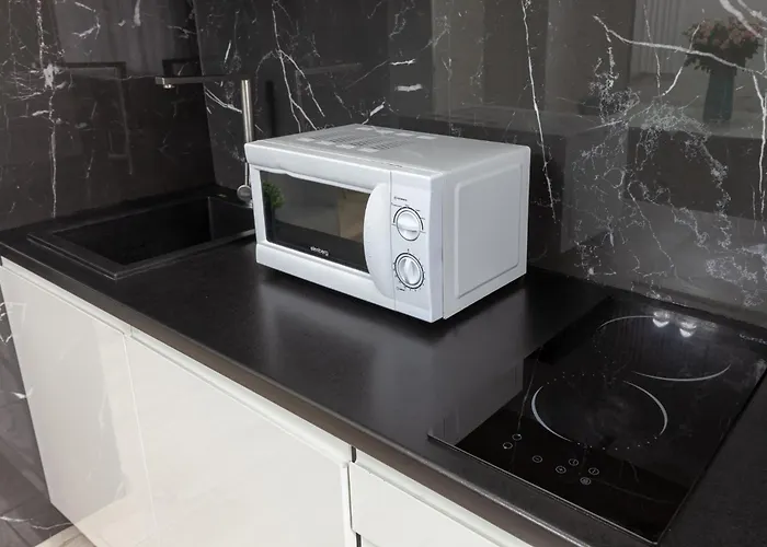 Royal On Franka 28 * Lviv