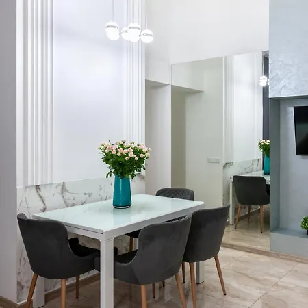 Royal On Franka 28 Apartamento *