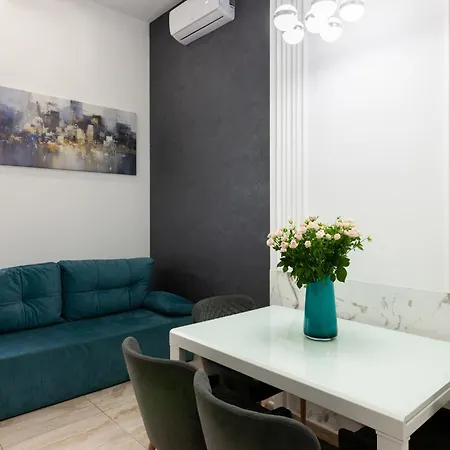 Apartamento Royal On Franka 28 Leópolis